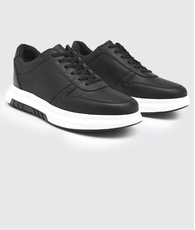 FAUX TEXTURED LEATHER TRAINER